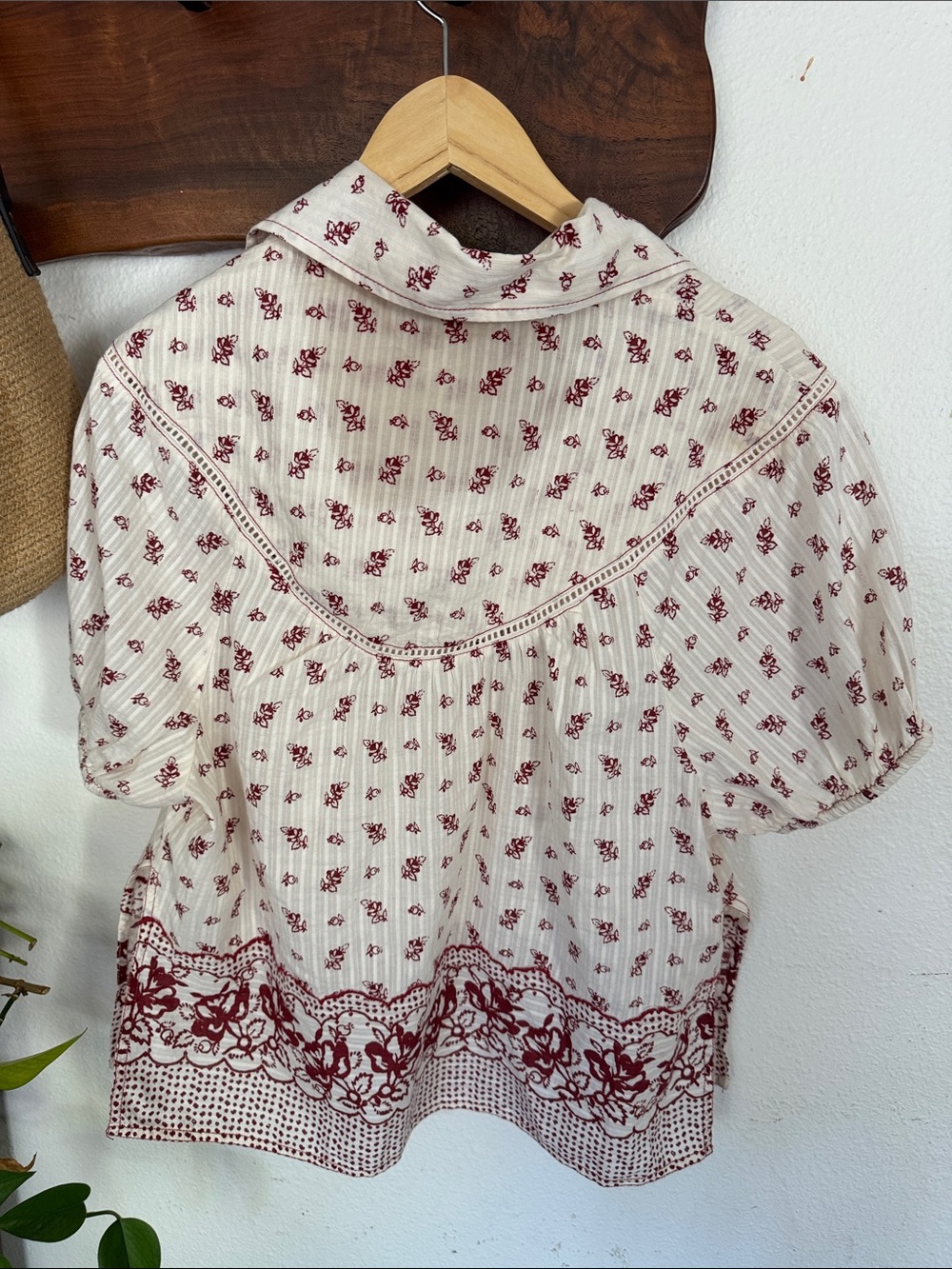 NWT Pilcro Cream Blouse with Burgundy Floral Bohemian Cotton Blouse Sz M - Picture 6 of 6